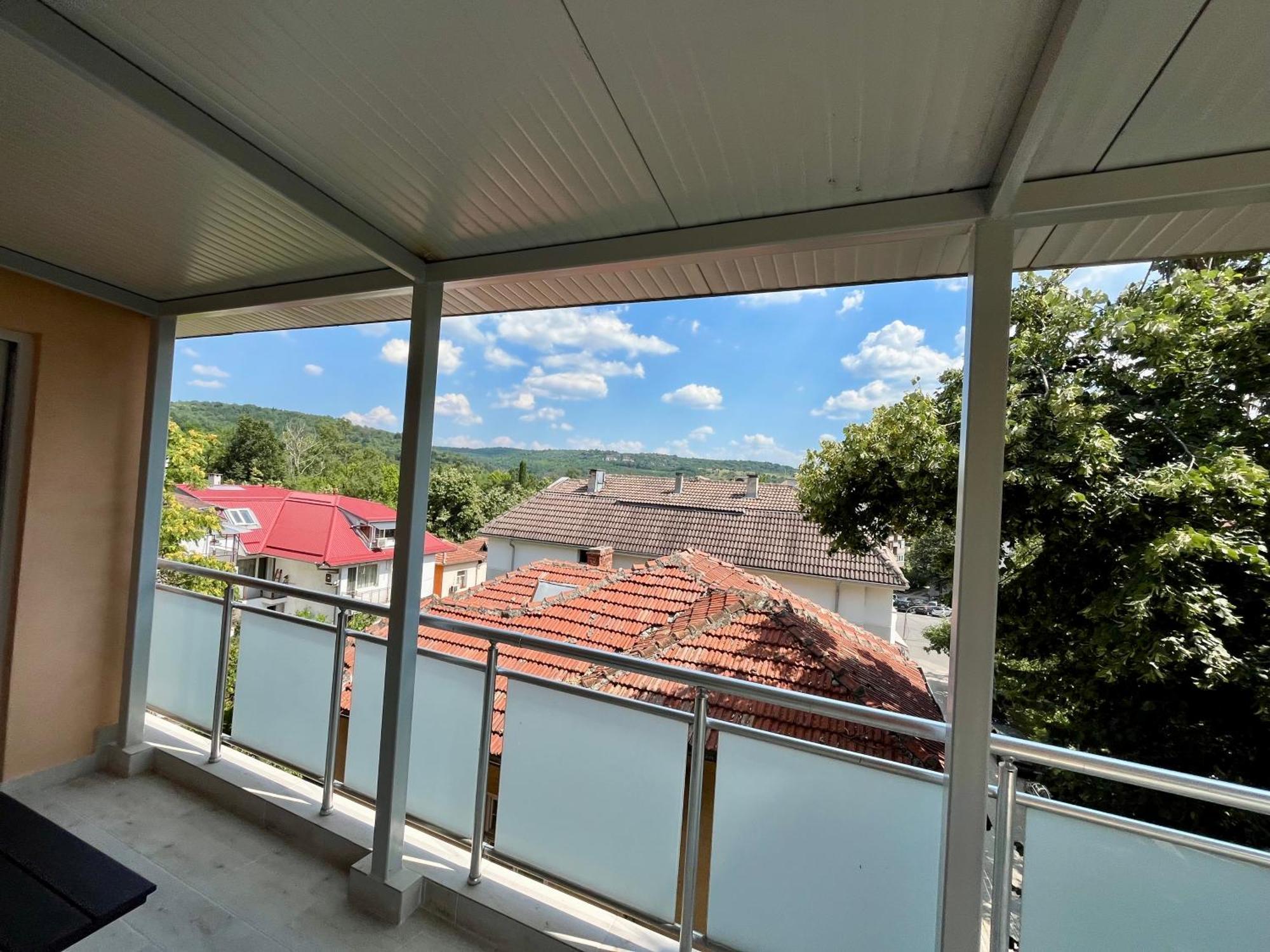 Parkview Luxury In City Center 8 Veliko Tŭrnovo Exterior foto