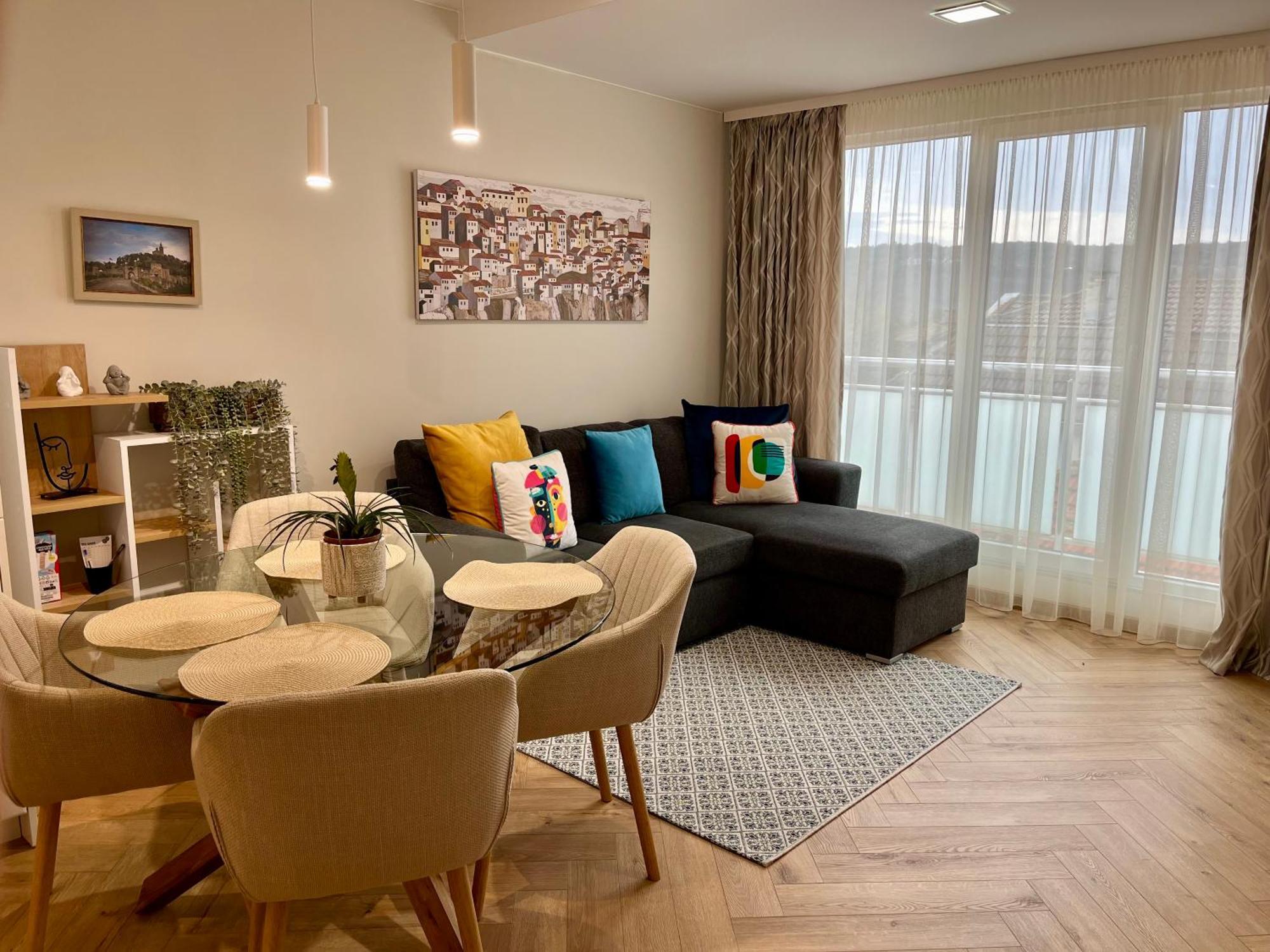 Parkview Luxury In City Center 8 Veliko Tŭrnovo Exterior foto